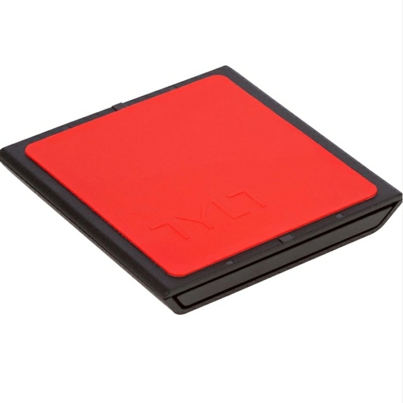 Tylt Vu Solo Qi Wireless Charger Red - Picture 3 of 4